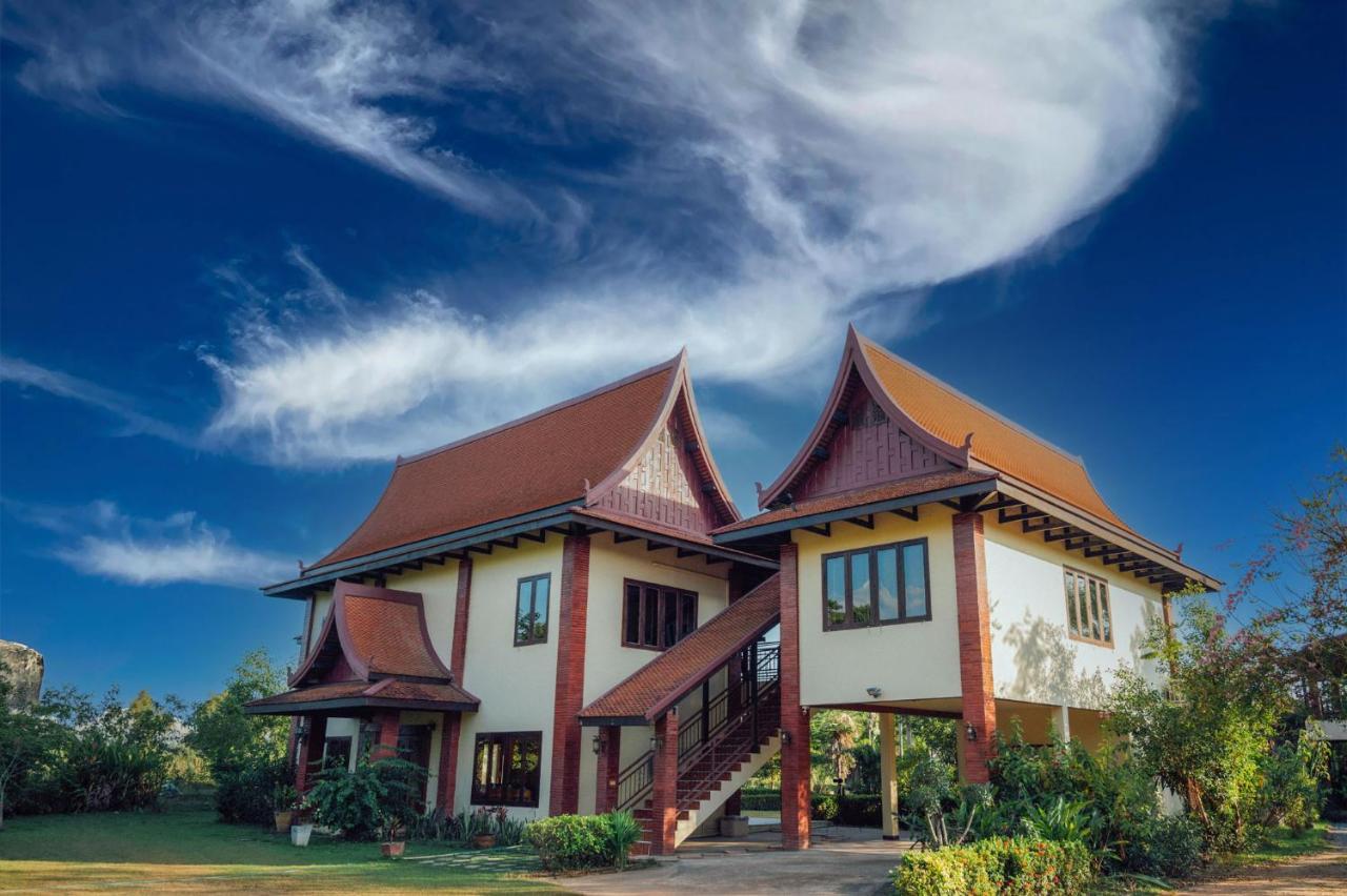 Nakara & Glamping Vila